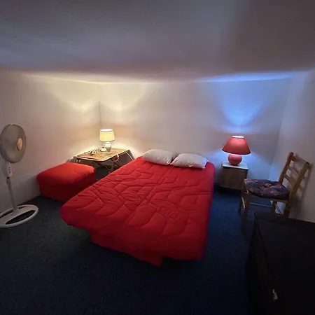 Apartmán T2 A 1200m De La Avec Balcon, Parking Prive Et Menage Inclus A - Fr-1-224c-312