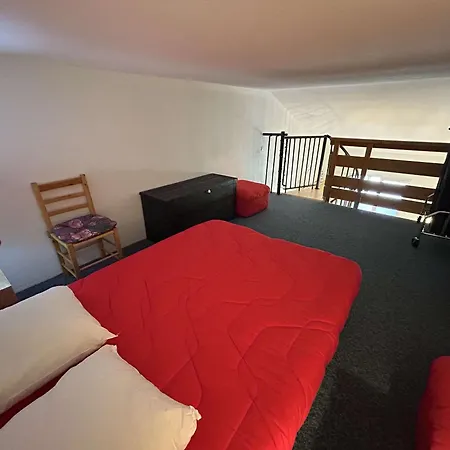Apartmán T2 A 1200m De La Avec Balcon, Parking Prive Et Menage Inclus A - Fr-1-224c-312 *